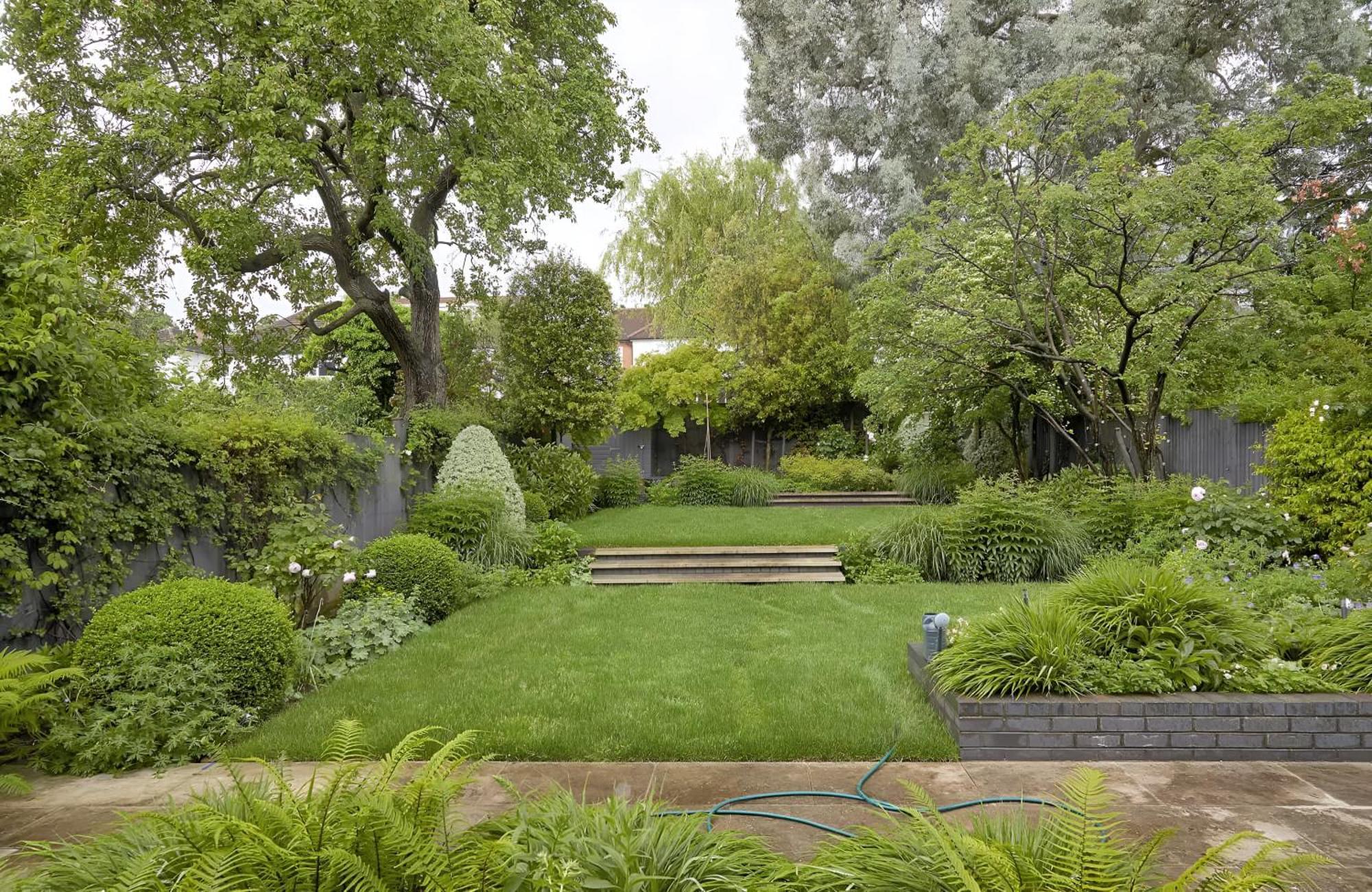 Unwind In Style 2Br With Cozy Backyard For Groups Apartment London Exterior photo